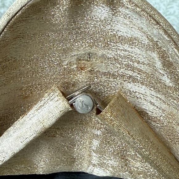 Vintage 1950sโ60s Gold Shimmer Clutch โ Retro Evening Purse - Picture 6 of 9